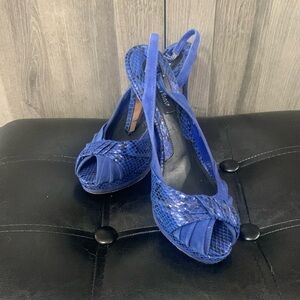 White House Black Market Navy Blue Suede & Leather Open Toe Shoes Size 6M